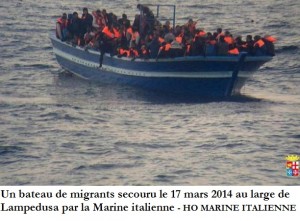 Un bateau de migrants secouru le 17 mars 2014 au large de Lampedusa par la Marine italienne HO MARINE ITALIENNE