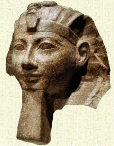 Hatchepsout, femme Pharaon - Crédit: antikforever.com 